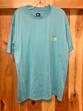 Quicksilver Sun Protection UPF 50+ Men’s Large Teal Short Sleeve Rash Guard